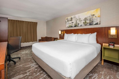 Comfort Inn Hamilton image 38