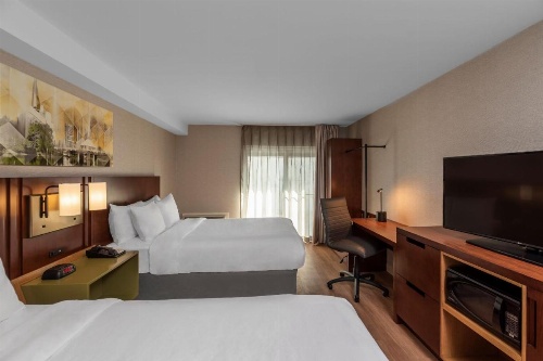Comfort Inn Hamilton image 49
